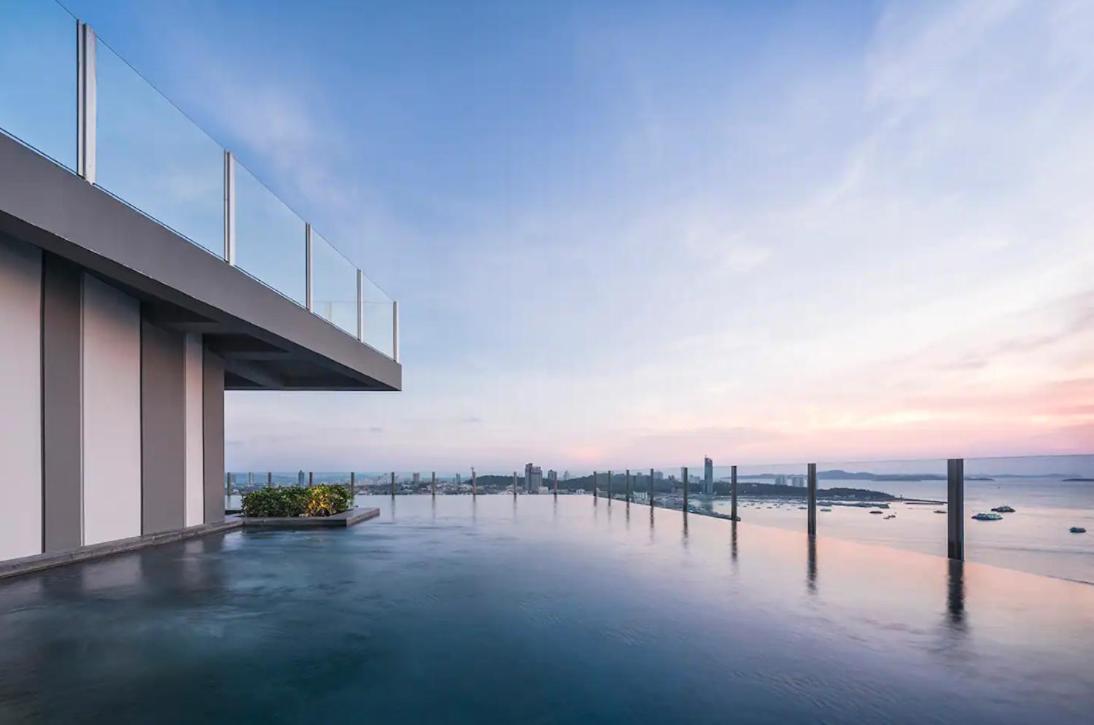 Central Pattaya - Sea View Large Balcony Condo With Infinity Pool Bagian luar foto