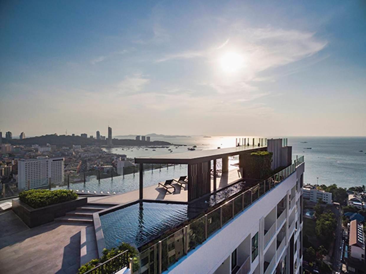 Central Pattaya - Sea View Large Balcony Condo With Infinity Pool Bagian luar foto