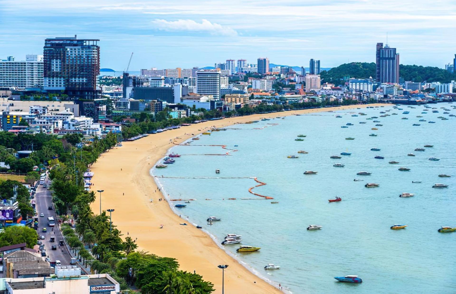 Central Pattaya - Sea View Large Balcony Condo With Infinity Pool Bagian luar foto