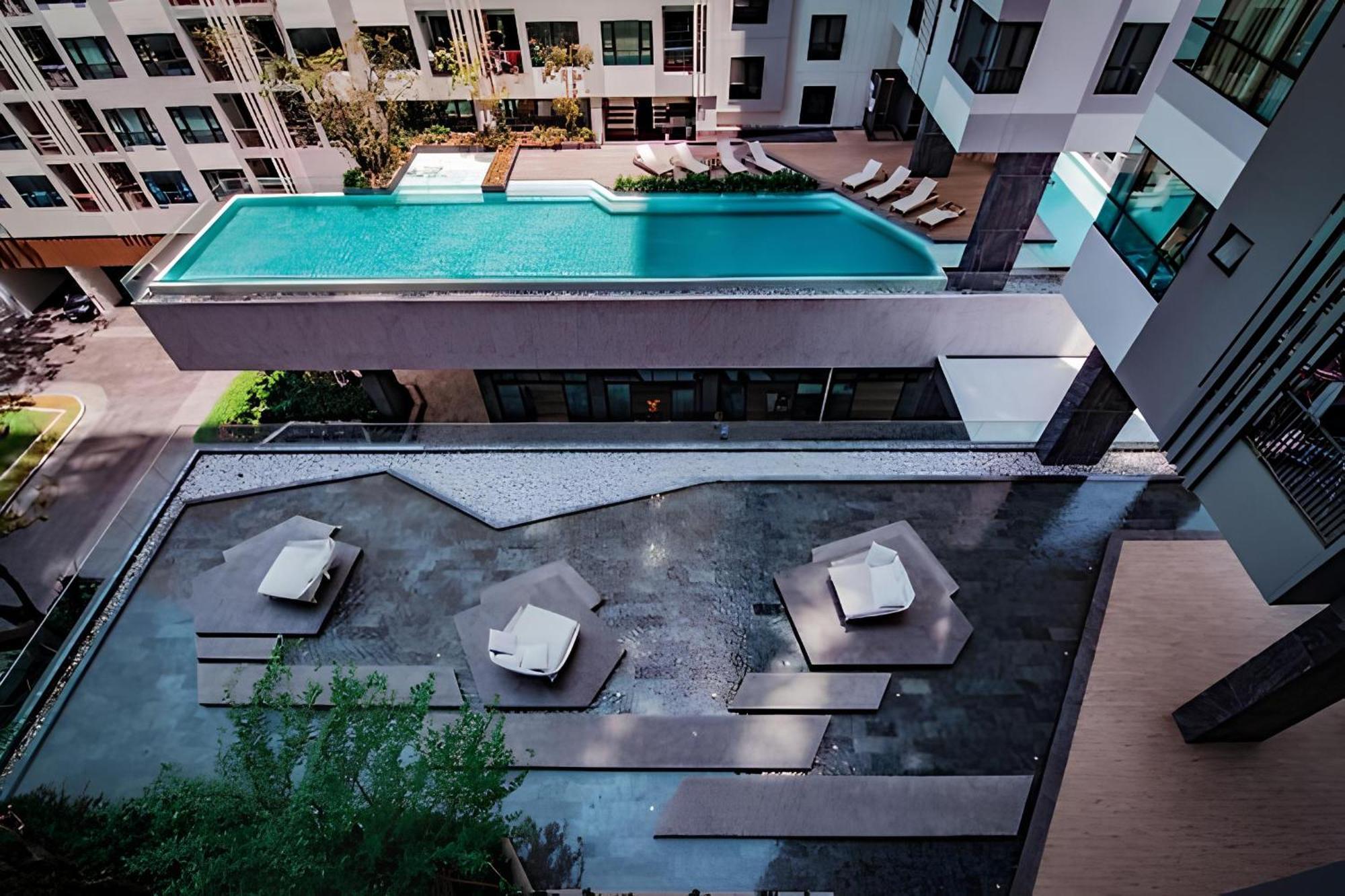 Central Pattaya - Sea View Large Balcony Condo With Infinity Pool Bagian luar foto